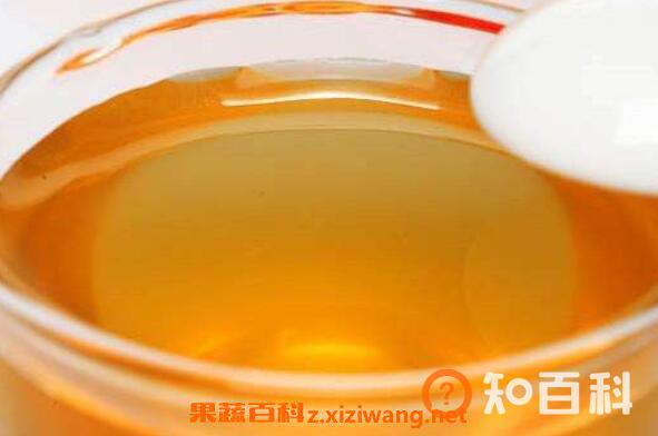 白蜂蜜和黄蜂蜜的差别 白蜂蜜好还是黄蜂蜜好