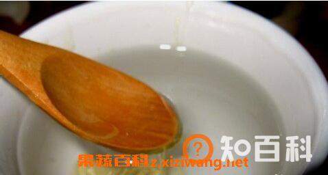 怎样识别蜂蜜的好坏 怎样用水鉴别蜂蜜
