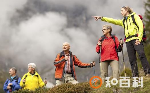 老人经常旅游缓解孤独寂寞 老人旅游的注意事项