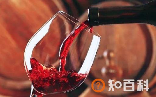 老年人喝葡萄酒7大好处 喝葡萄酒有好处但不要贪杯