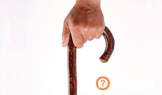 老年人选择手杖的六大要素 需要用拐杖的六类老人