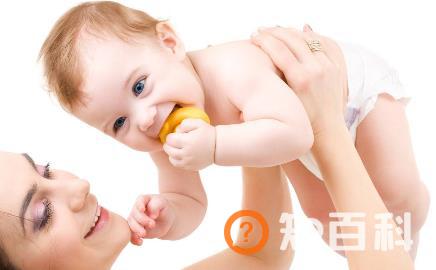 宝宝肚脐眼发炎不用急着去医院 宝宝肚脐眼发炎的护理方法