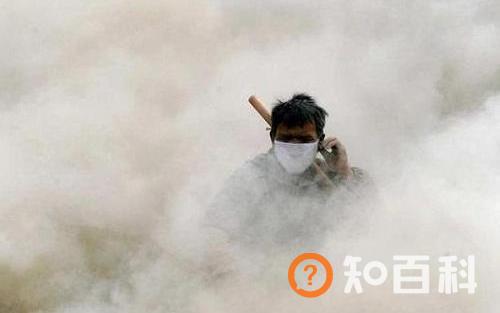 教师长期用嗓 想避免咽炎的出现应避免粉尘