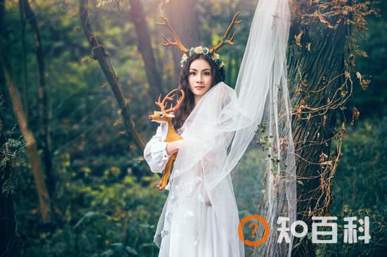 中式婚礼可以穿婚纱么