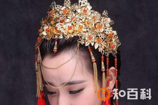 结婚穿旗袍配什么头饰