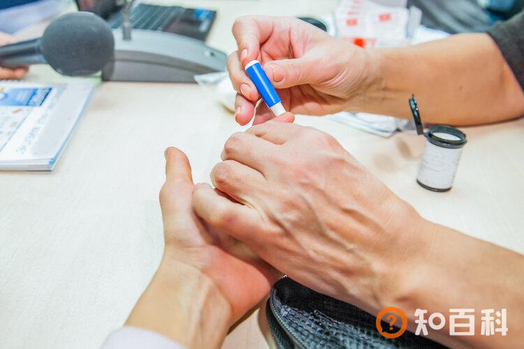药也会升糖！得了糖尿病，服4类药前需要三思
