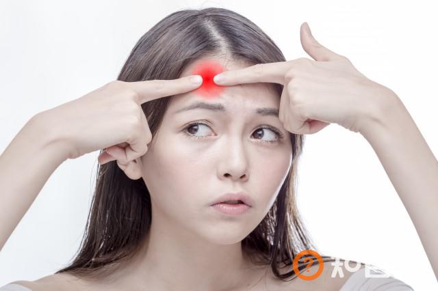 【图】下巴长硬疙瘩能挤吗 千万不能这样子做