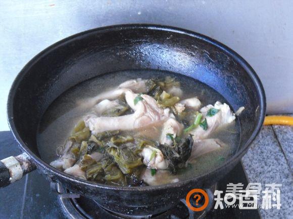 酸菜鸭腿做法大全