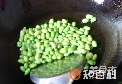 香辣毛豆鸡丁做法大全