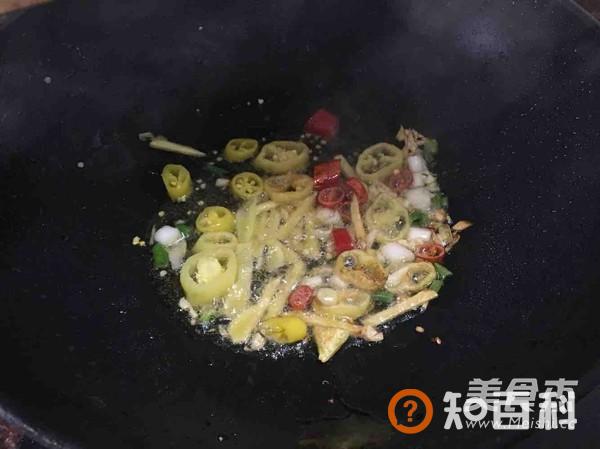 广东版家庭清淡口味酸菜水煮鱼做法大全