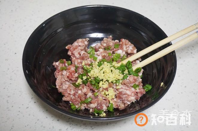 泡椒碎肉香芋丝做法大全