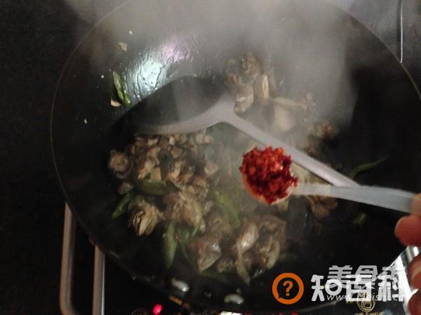 辣椒爆炒乌鸡做法大全