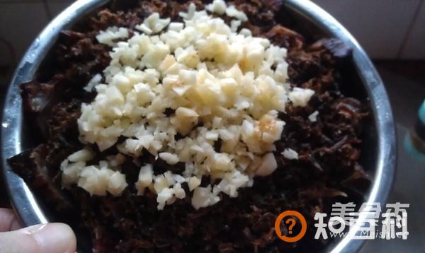 盐菜蒸腊肉做法大全