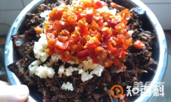 盐菜蒸腊肉做法大全