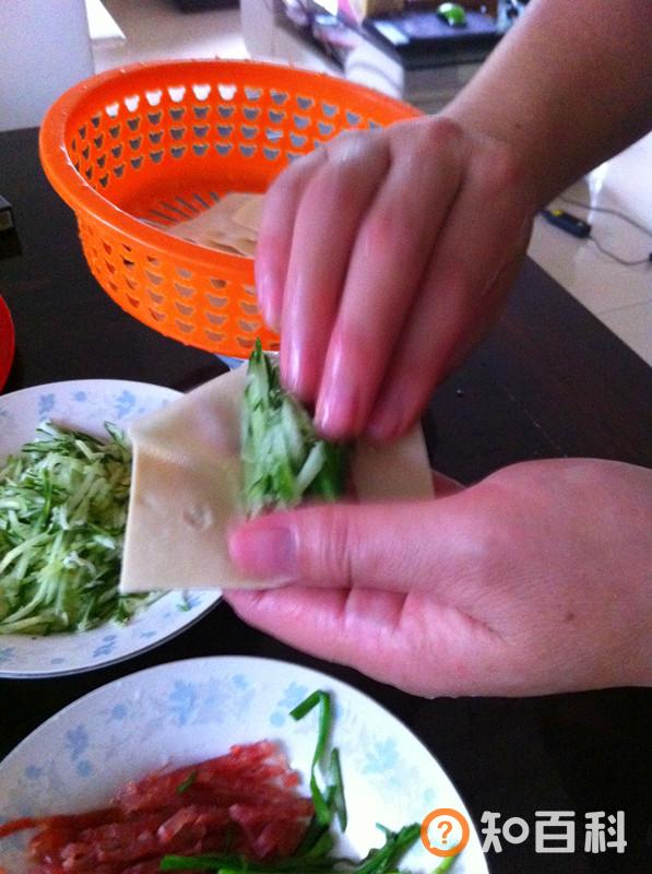 豆皮香肠卷做法大全