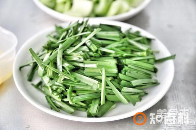 韭菜抱鸡蛋丨先炒韭菜还是先炒蛋？做法大全