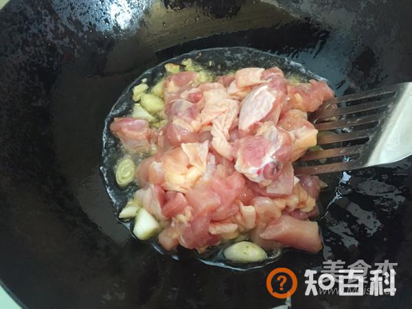 土豆酱鸡块做法大全