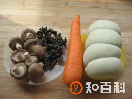 香菇黑木耳烧素鸡做法大全