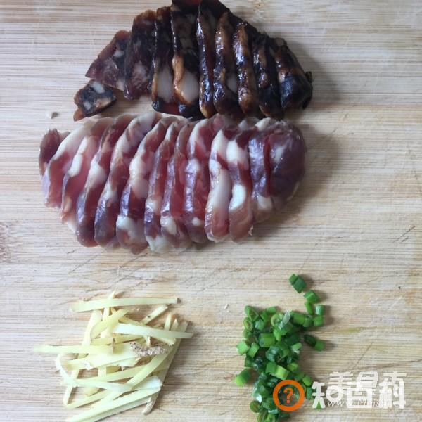 古法腊肠煲仔饭做法大全