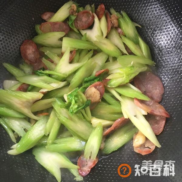 腊肠炒西芹做法大全