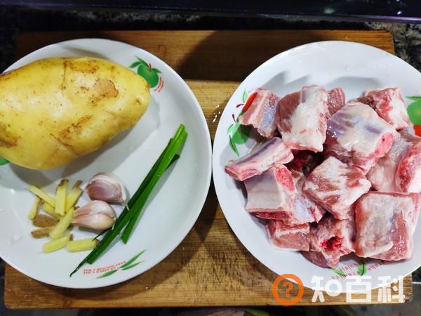蒜香土豆蒸排骨做法大全