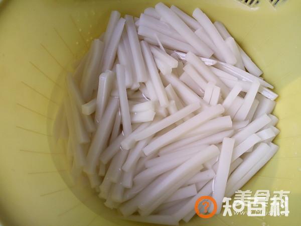 雪菜冬笋炒年糕做法大全