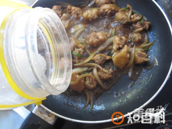 洋葱焖鸡翅做法大全