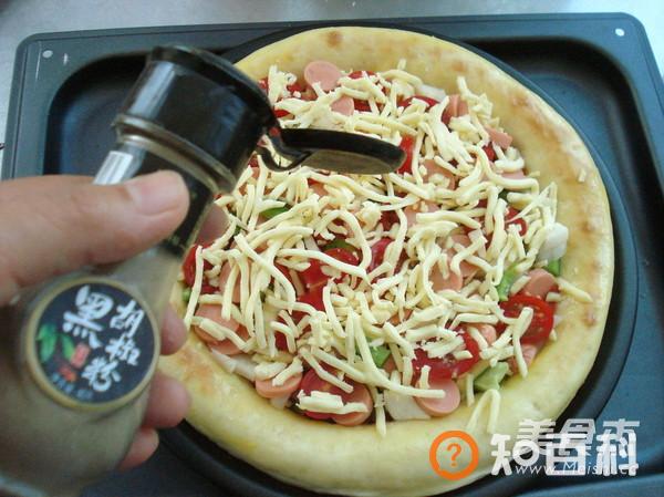 厚底黑椒香肠披萨做法大全