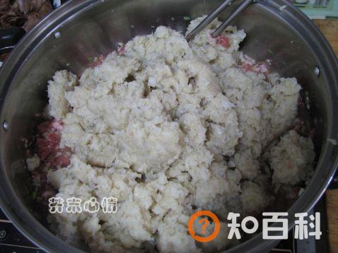 东北酸菜猪肉饺做法大全