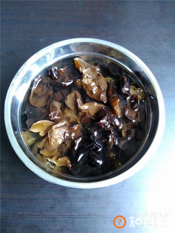水煮三鲜做法大全