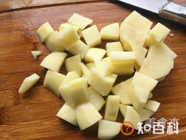土豆酱鸡块做法大全