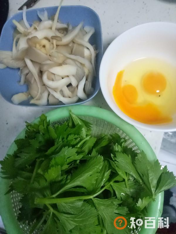 芹菜叶平菇炒鸡蛋做法大全