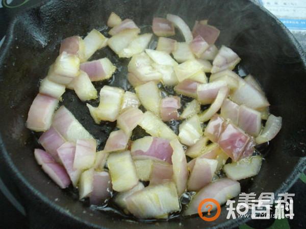 厚底黑椒香肠披萨做法大全