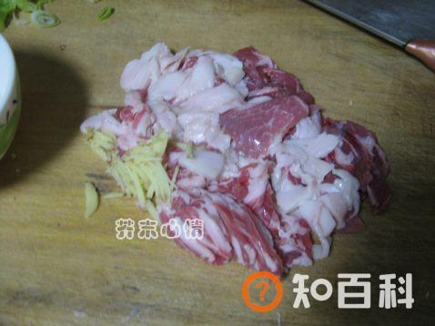 东北酸菜炒肉做法大全