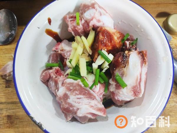 蒜香土豆蒸排骨做法大全