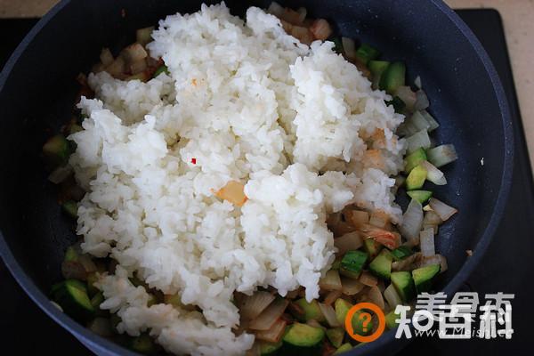 什锦泡菜炒饭做法大全