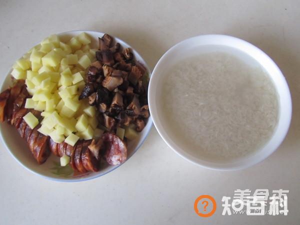 腊肠土豆煲仔饭做法大全