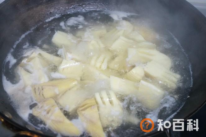 五花肉炖笋块做法大全