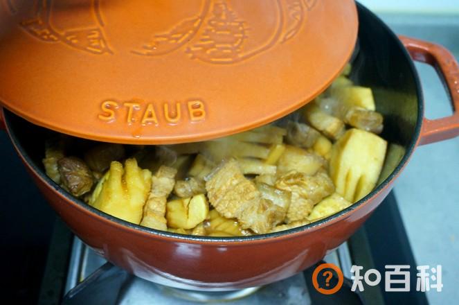 五花肉炖笋块做法大全