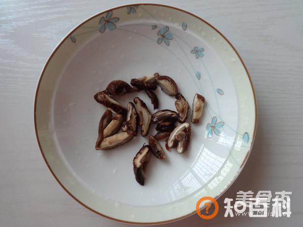 红枣冬菇蒸鸡做法大全