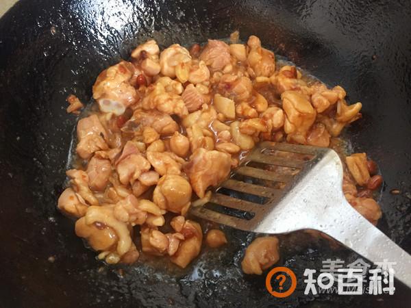 土豆酱鸡块做法大全