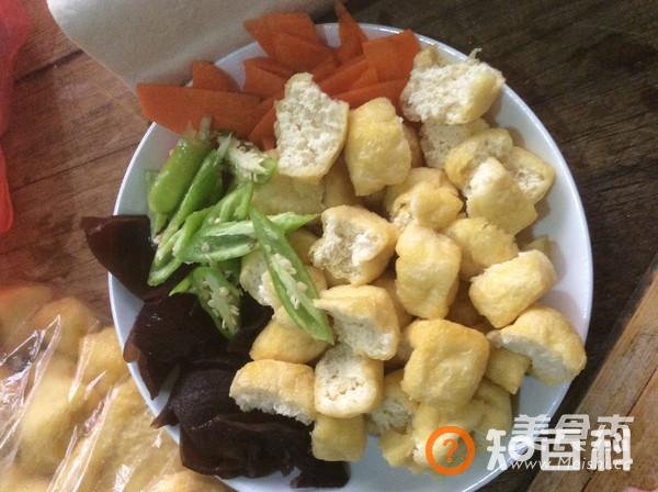 木耳豆泡三鲜做法大全