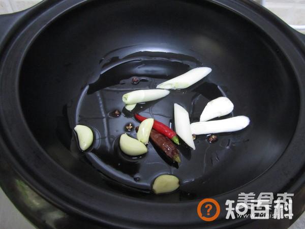 蘑菇炖鸡做法大全