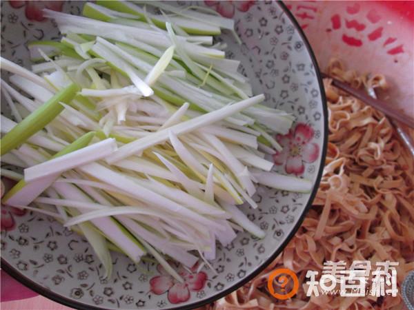 大葱炝干豆腐丝做法大全