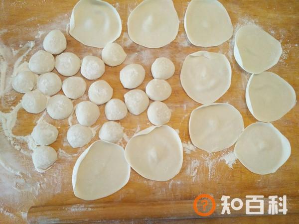 酸菜油渣水饺做法大全