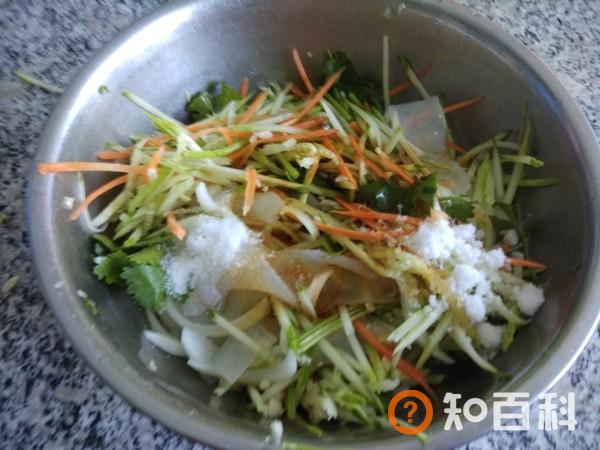 洋葱拉皮黄瓜做法大全