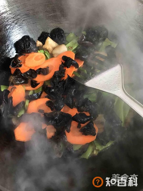 五花肉炒藊豆做法大全