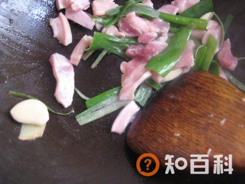 炖东北酸菜做法大全