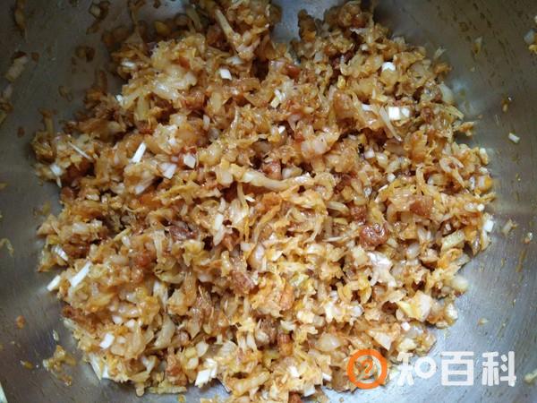 酸菜油渣水饺做法大全
