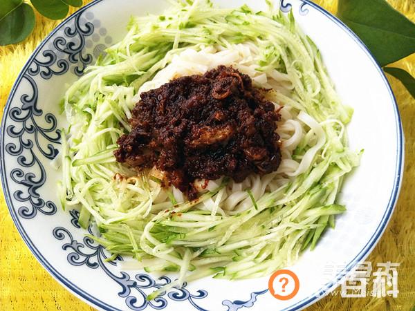 尖椒鸡蛋炸酱面做法大全